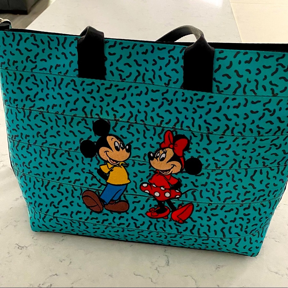 Harveys Seatbelt Bag Medium Streamline Tote / Disney Made for Me-1980